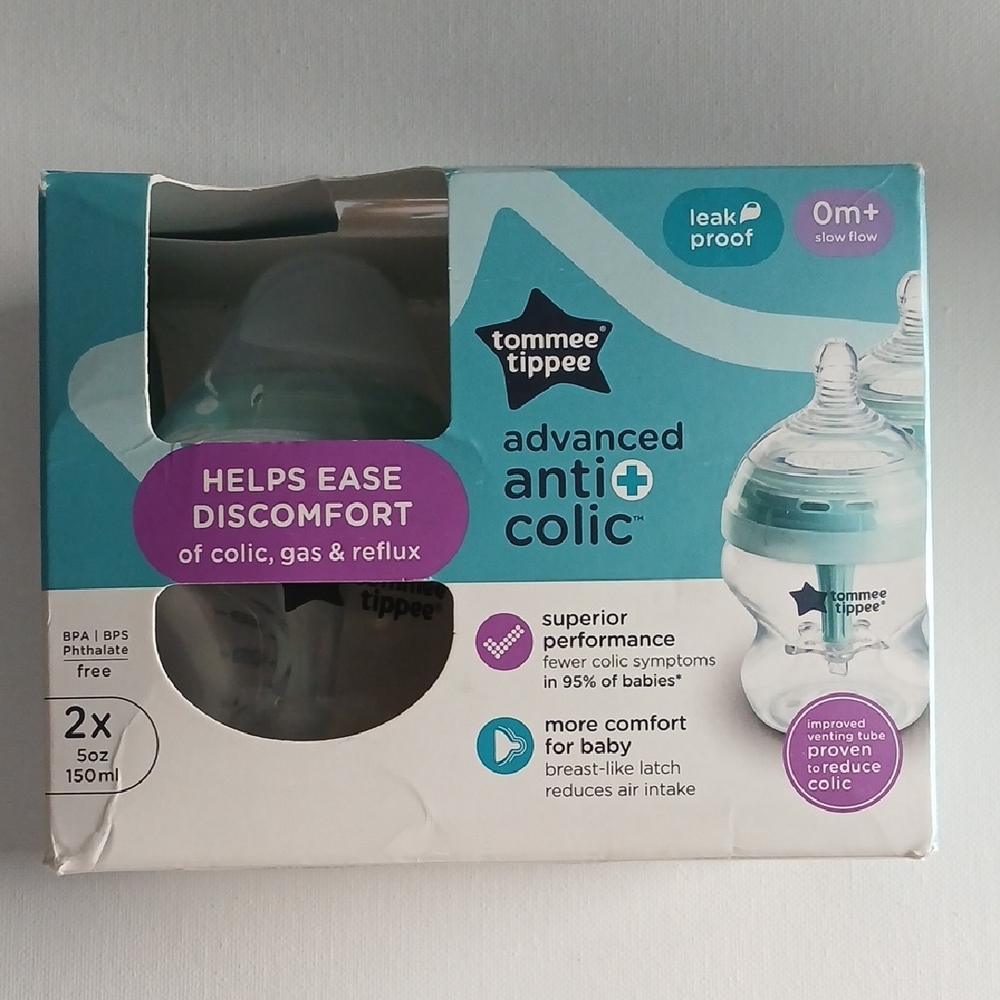 Tommee Tippee Advanced Anti-Colic Baby Bottle Set - White/Teal